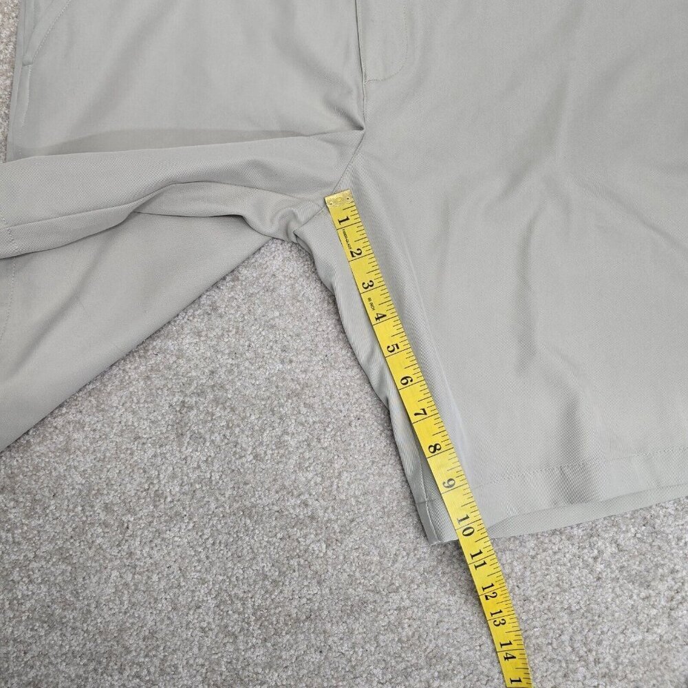 IZOD Golf Performance Shorts Men's Size 36 Beige Flat Front Chino Stretch Casual - Picture 7 of 7